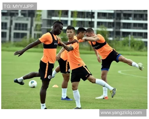 深圳足球队在世界杯预选赛中的耐力表现分析与展望 深圳足球队在世界杯预选赛中的耐力表现分析与展望