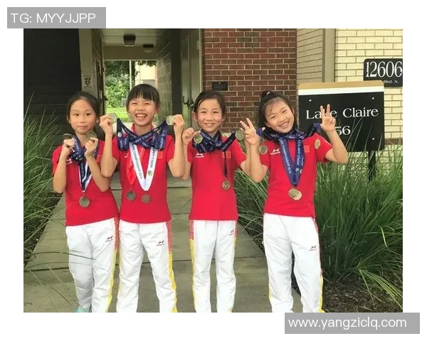 香港足球明星小童星的成长之路与梦想追逐的精彩故事 香港足球明星小童星的成长之路与梦想追逐的精彩故事